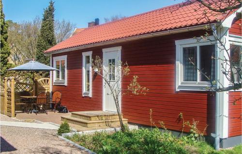 Cozy Home In ngelholm With Kitchen