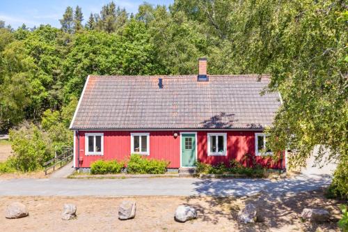 Raftarp - Country side cottage in the woods