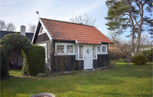 Nice Home In Falsterbo With Kitchen